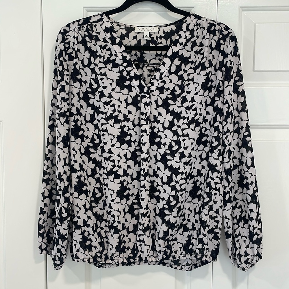 Chaus New York long sleeve chiffon blouse size M